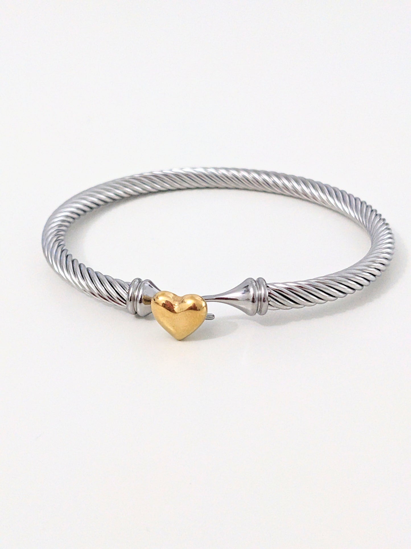 Golden Heart Bracelet